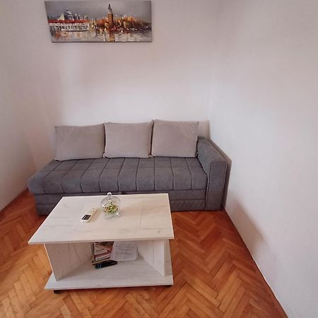 Appartamento Apatments Stanojlovic Djenovic Herceg Novi Esterno foto
